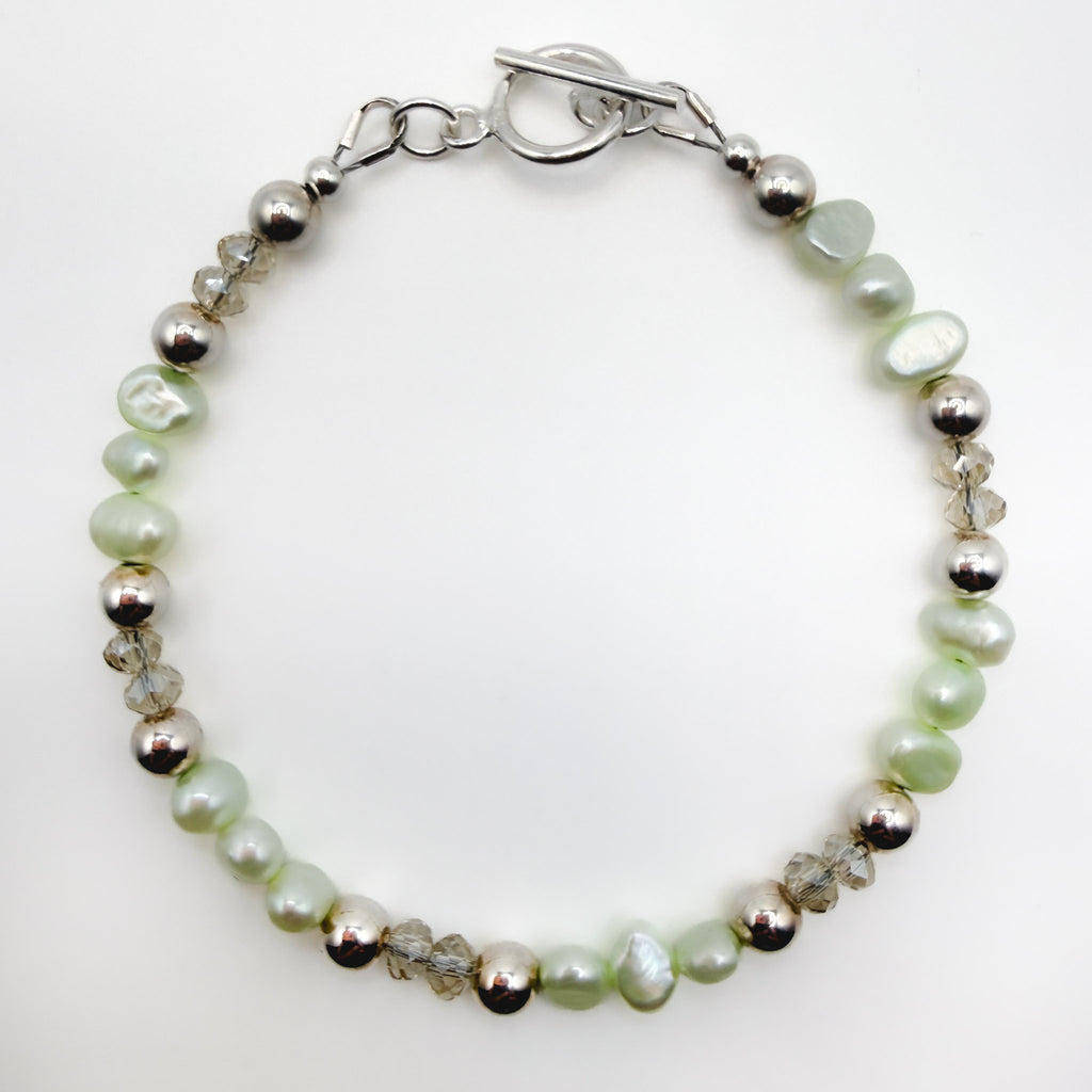 Green Pearl Bracelet